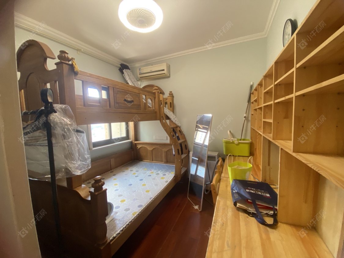 常州世茂香槟湖二期在租房源室内图_小牛看房