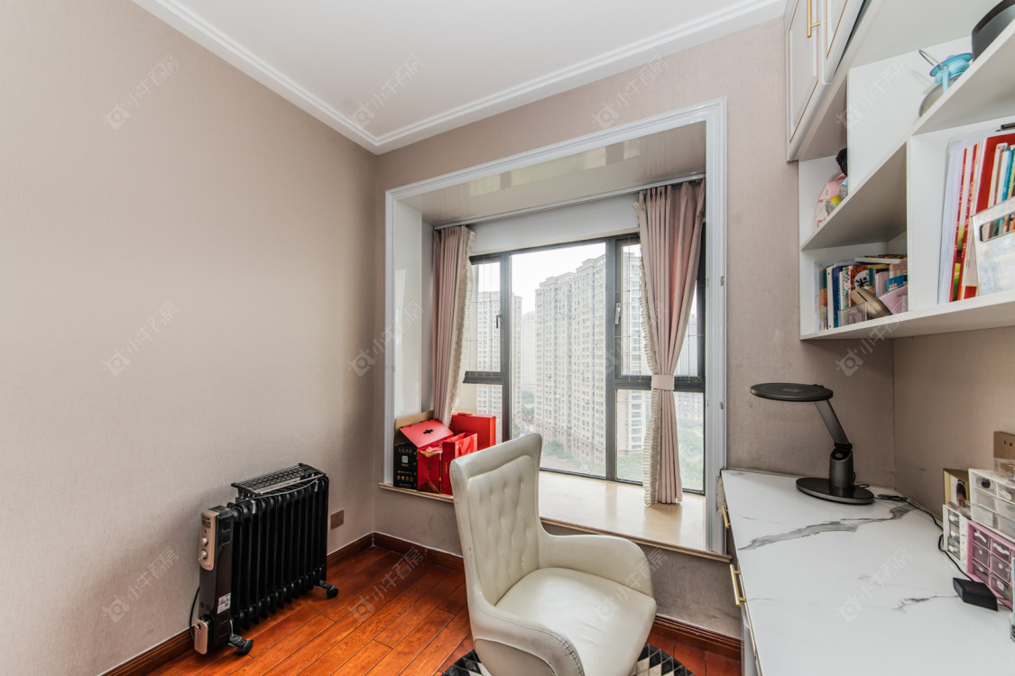 常州世茂香槟湖一期在售二手房源室内图_小牛看房