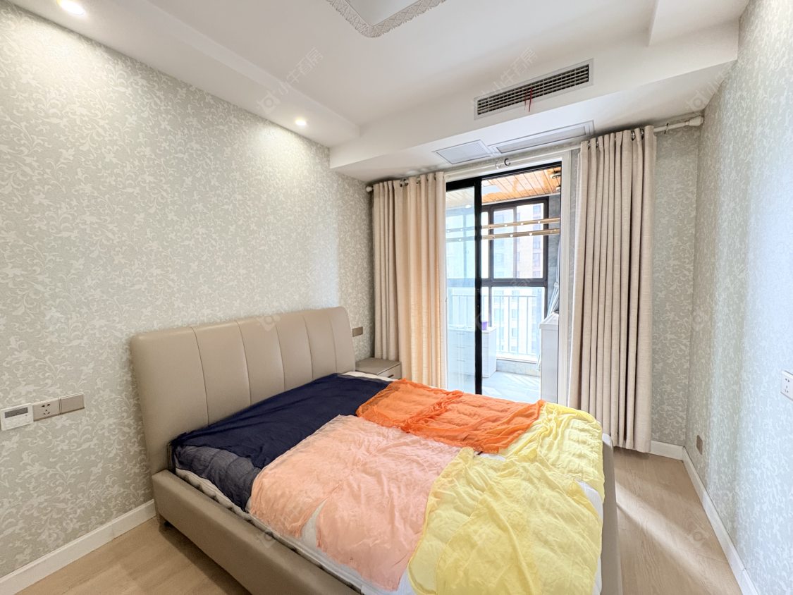 丹阳吾悦华府（丹阳）在售二手房源室内图_小牛看房