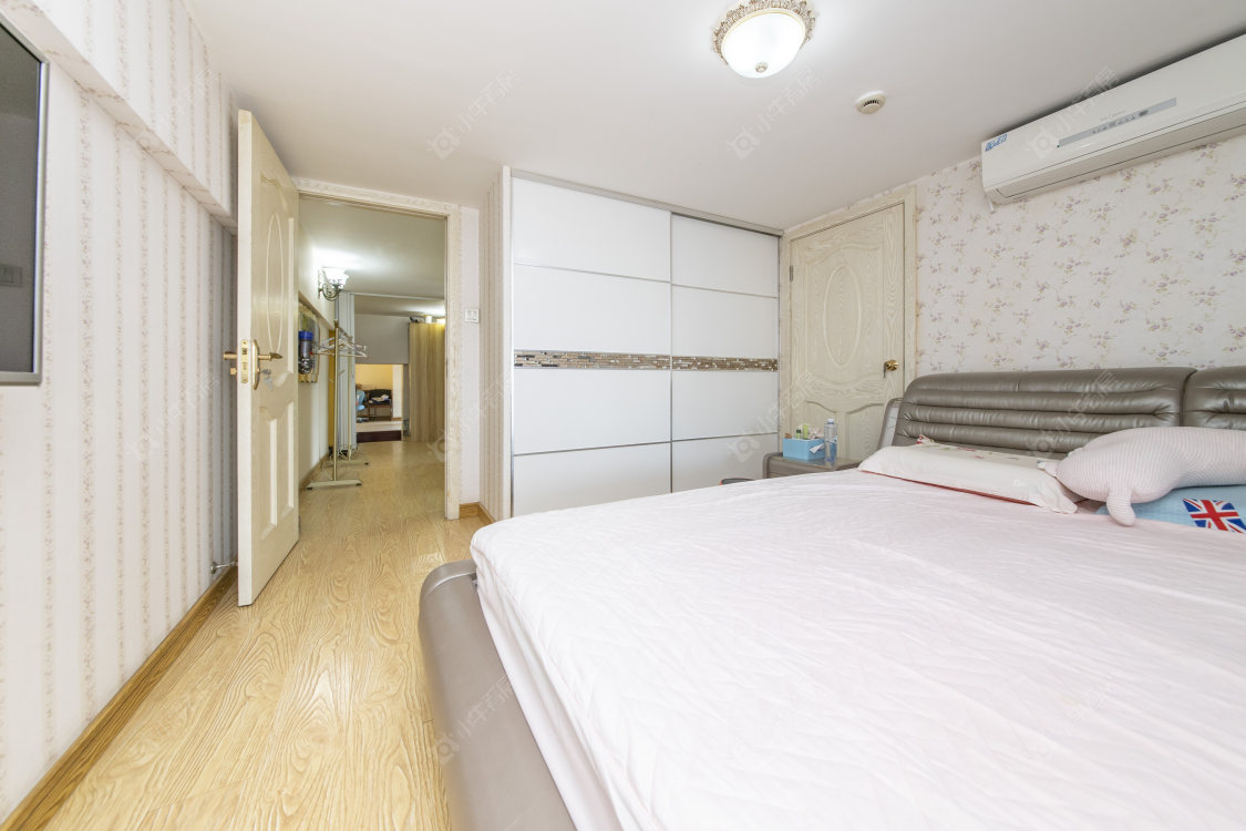 吾悦广场金苹果公寓房源室内图 常州吾悦广场金苹果公寓在售二手房源室内图_小牛看房