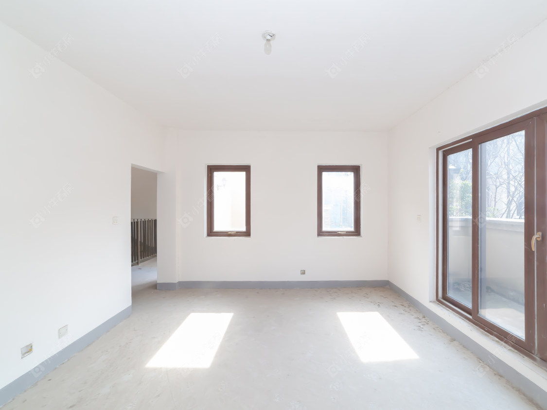 常州龙湖原山别墅区在售二手房源室内图_小牛看房