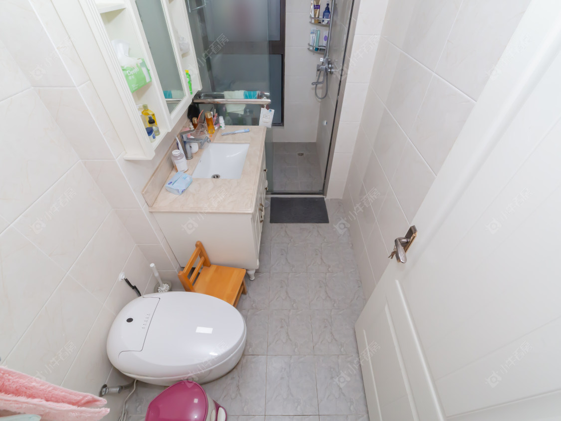 常州世茂香槟湖四期在售二手房源室内图_小牛看房