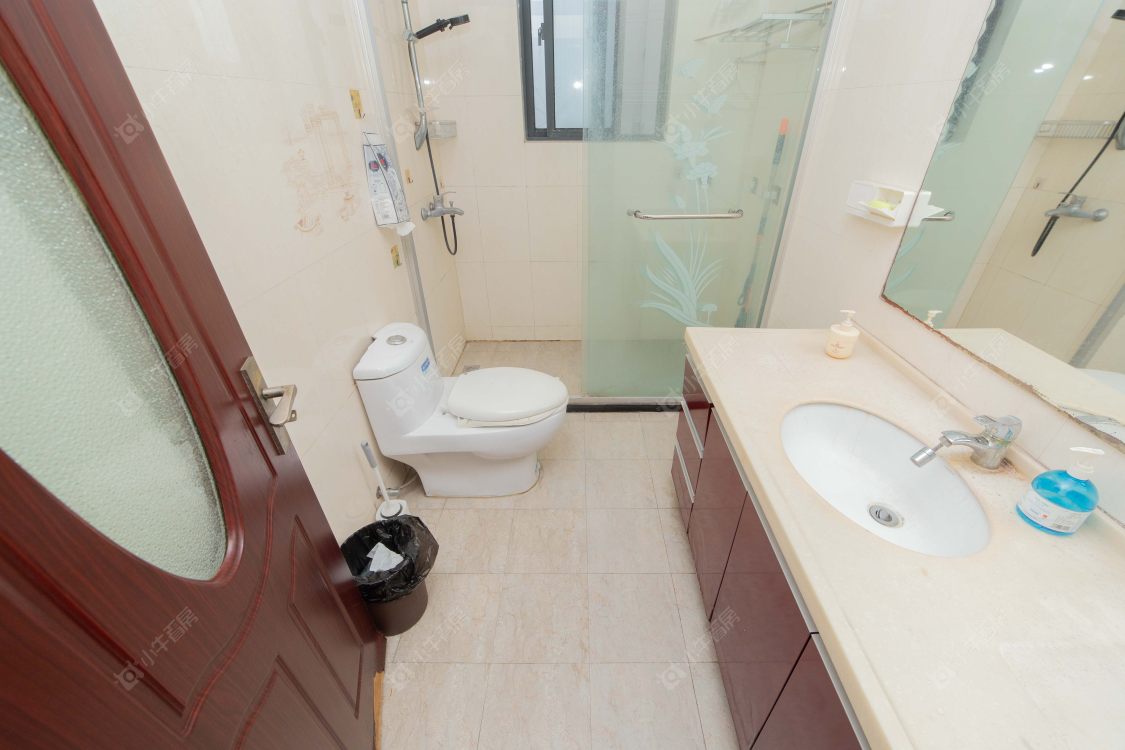 常州玉龙湾花园在售二手房源室内图_小牛看房