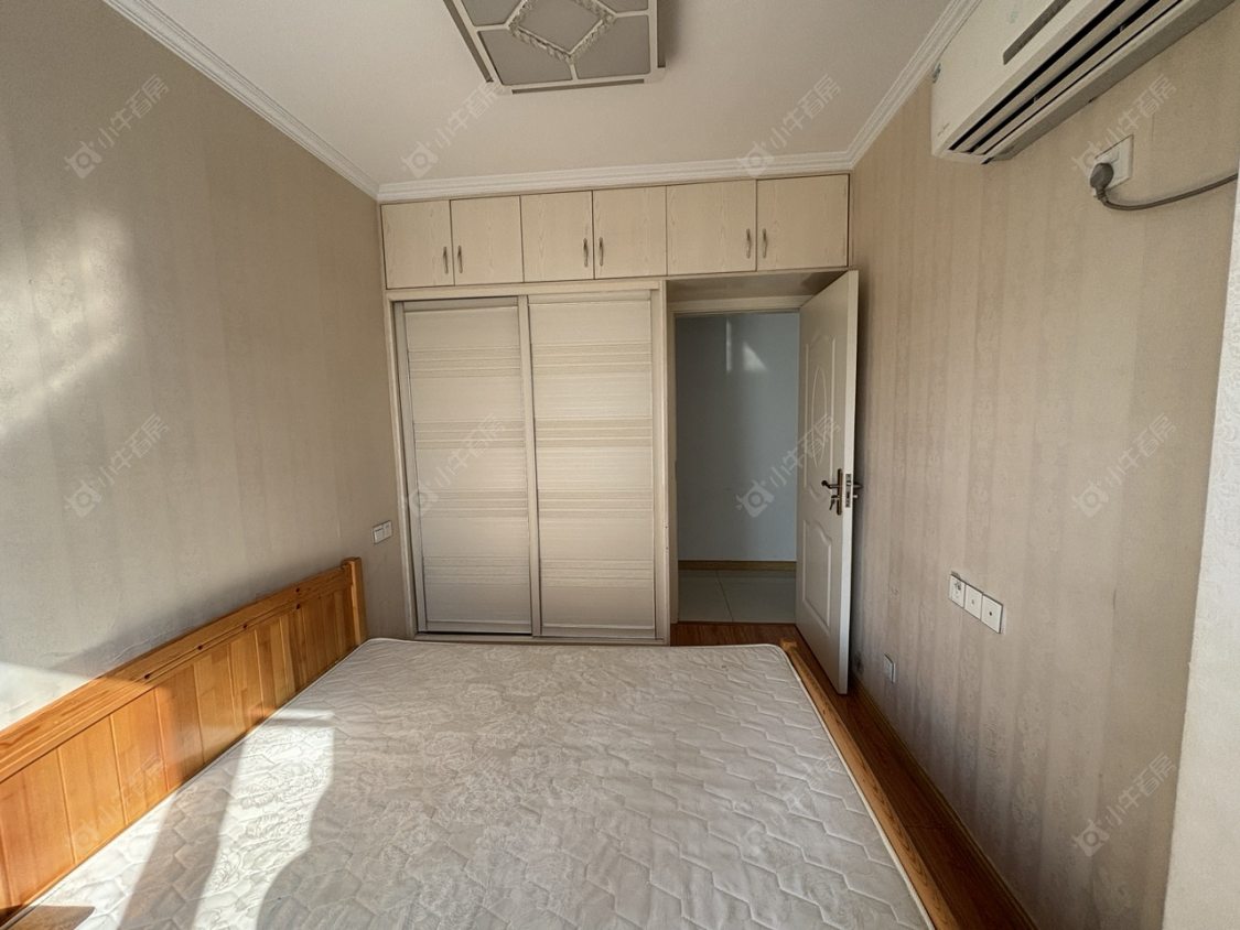 常州凤凰湖西苑在租房源室内图_小牛看房