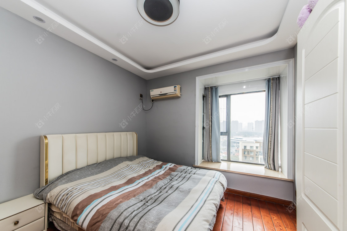 常州世茂香槟湖一期在售二手房源室内图_小牛看房