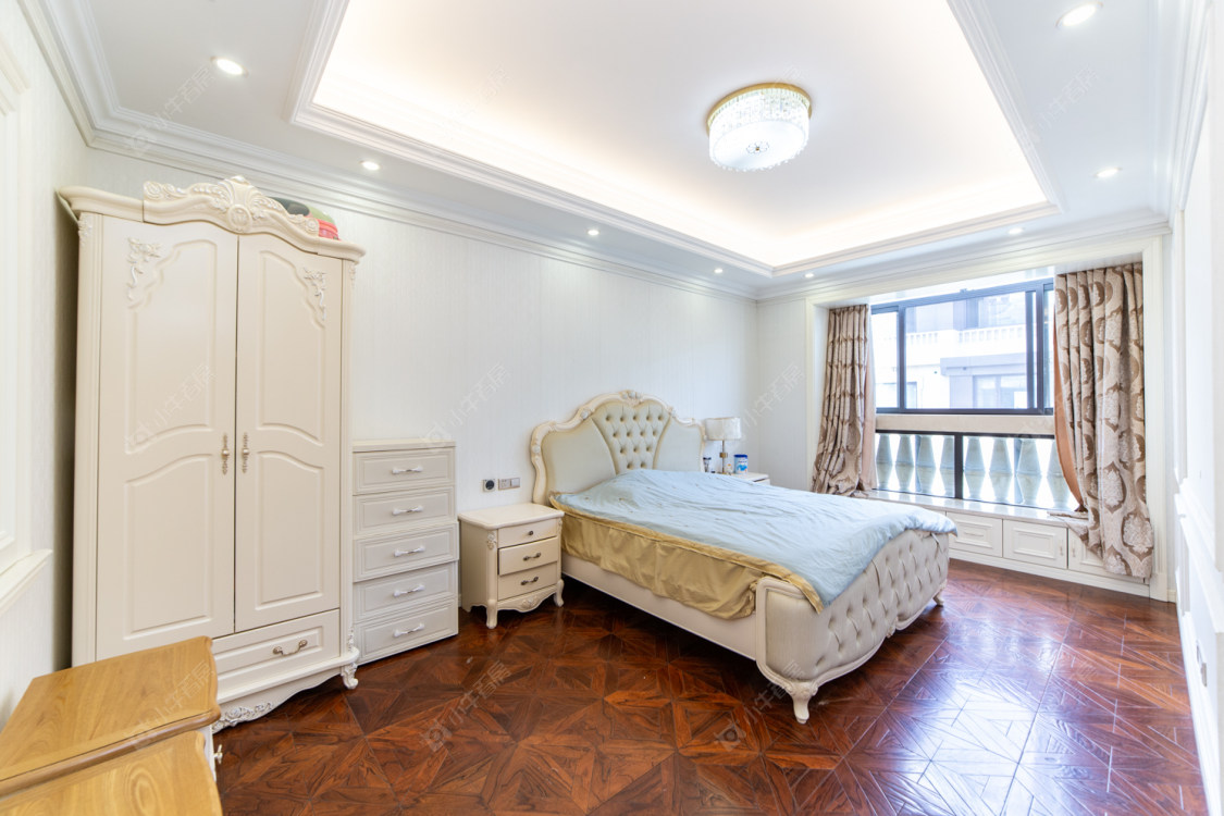 常州九龙仓凤凰湖墅在售二手房源室内图_小牛看房