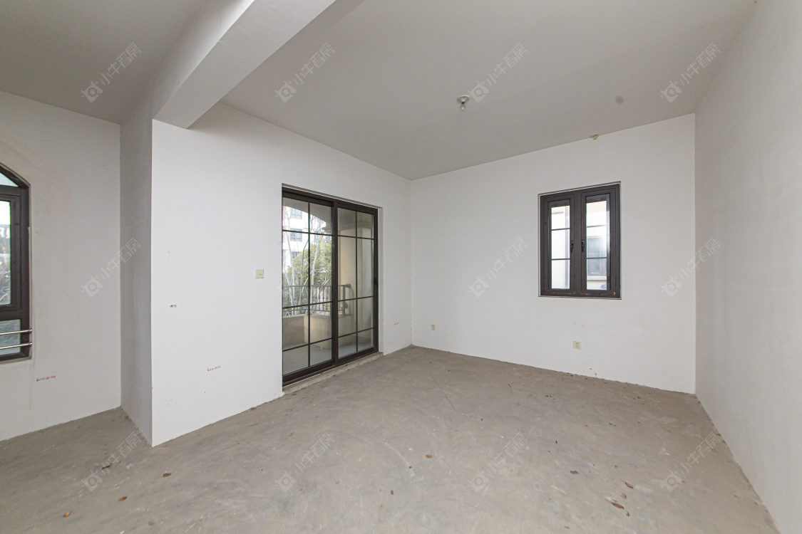 翡丽蓝湾别墅区房源室内图 常州翡丽蓝湾别墅区在售二手房源室内图_小牛看房