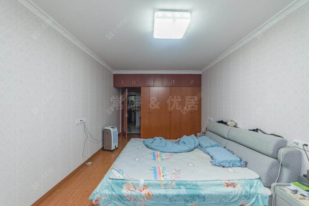 常州绿地峰云汇在售二手房房源室内图_小牛看房