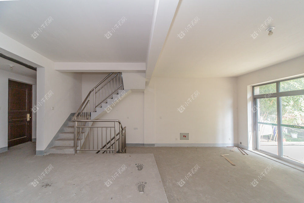 常州九龙仓时代上院别墅区5室2厅2卫出租_小牛看房