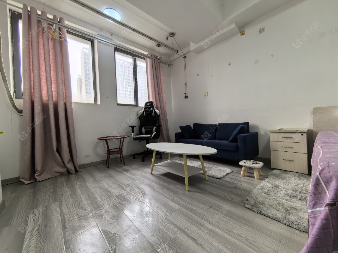 常州亚泰财富中心租房_小牛看房