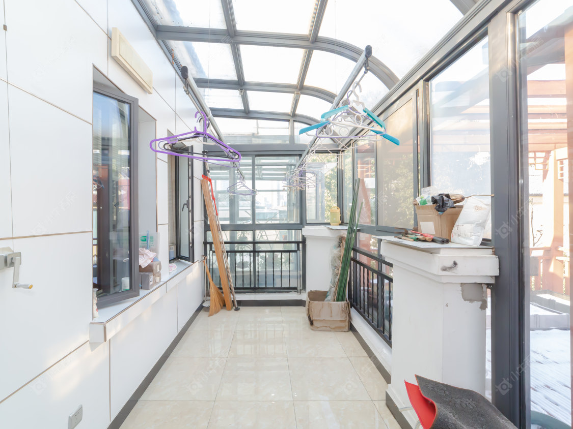 常州世茂香槟湖一期在售二手房源小区图_小牛看房