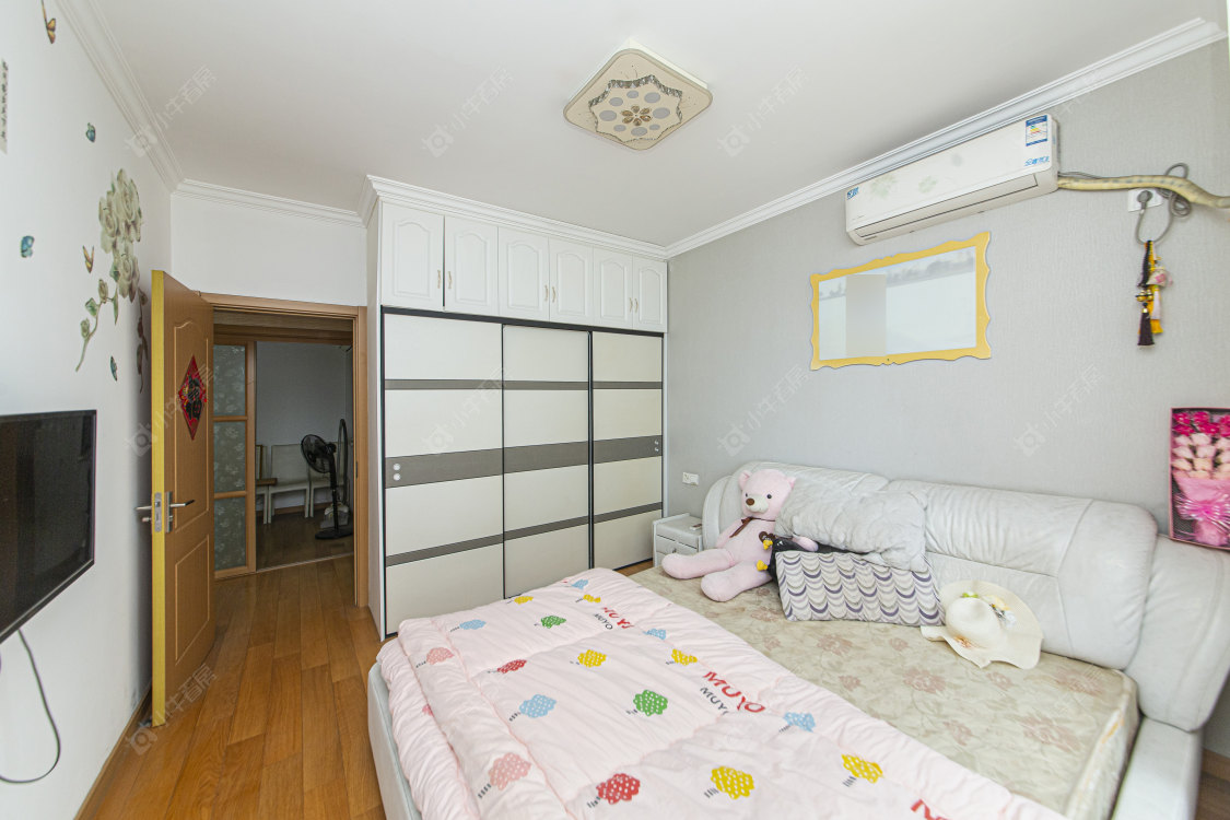 绿地香奈房源室内图 常州绿地香奈在售二手房源室内图_小牛看房