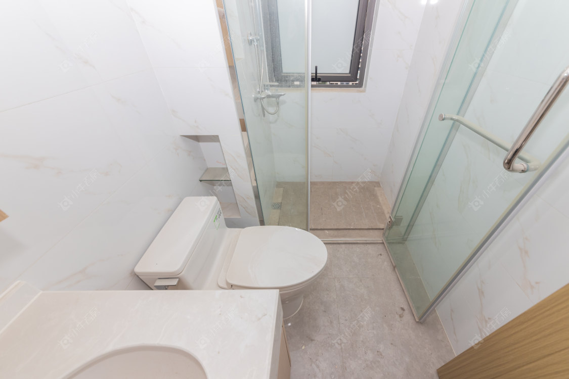 常州绿地香港名墩道在售二手房源室内图_小牛看房