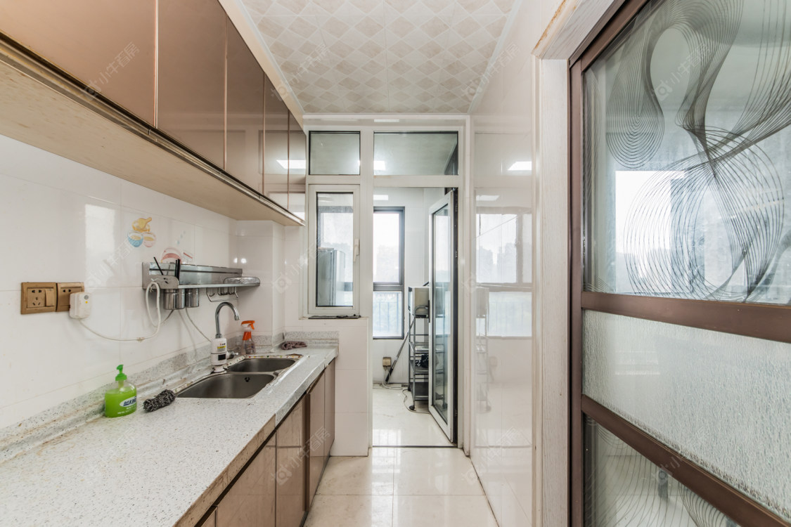 常州荣盛馨河郦舍在售二手房源室内图_小牛看房