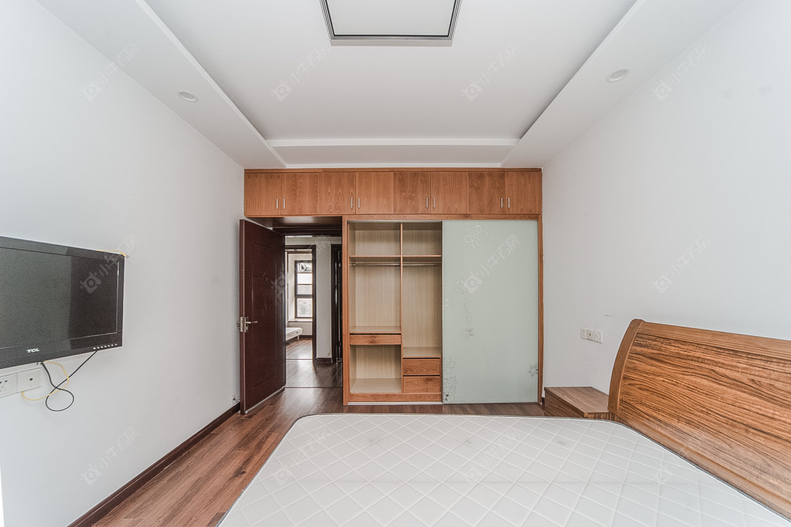 世茂香槟湖一期房源室内图 常州世茂香槟湖一期在售二手房源室内图_小牛看房