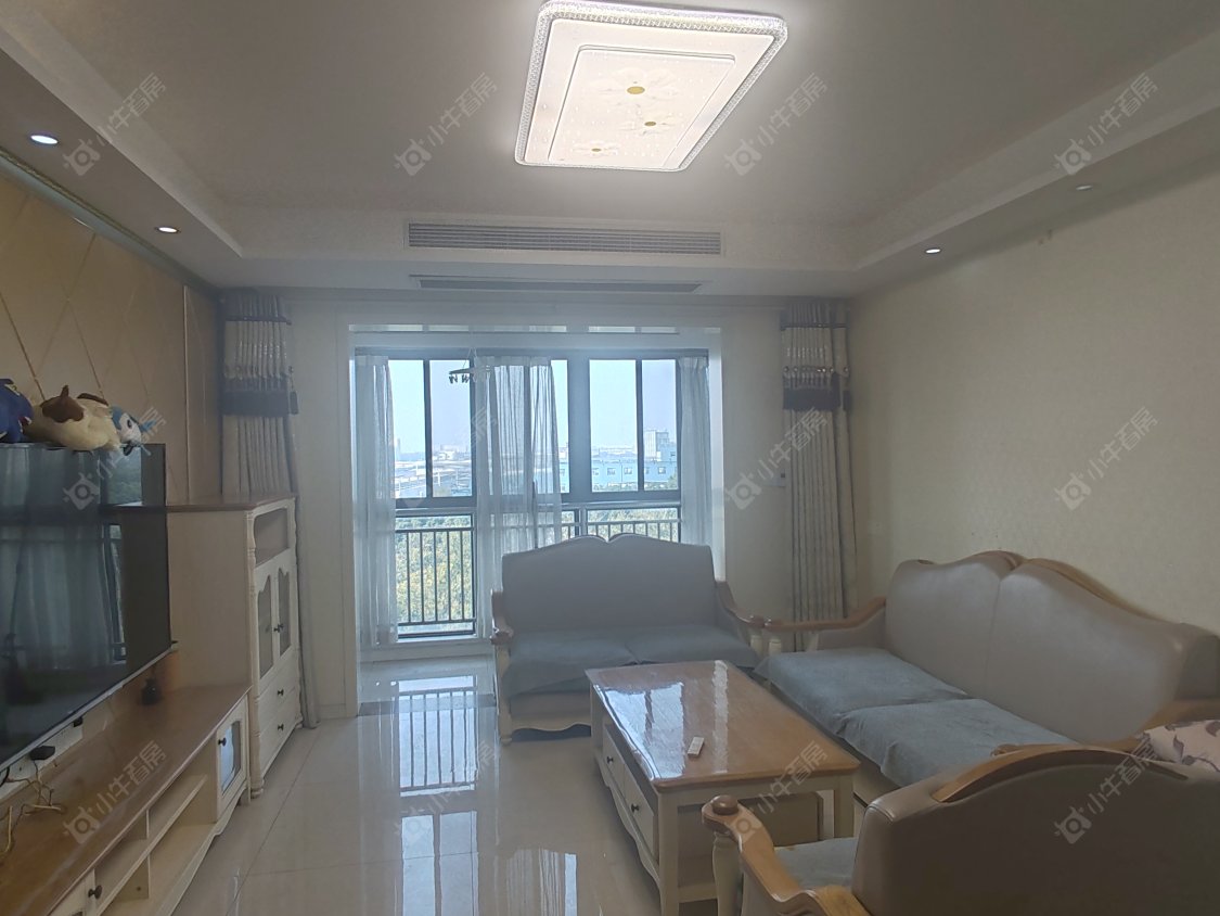 常州凤凰湖西苑3室2厅2卫出租_小牛看房