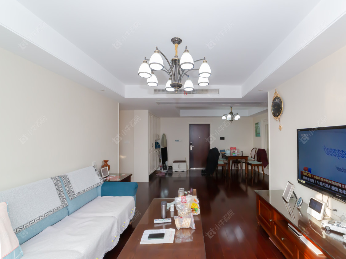 常州世茂香槟湖五期在售二手房源室内图_小牛看房