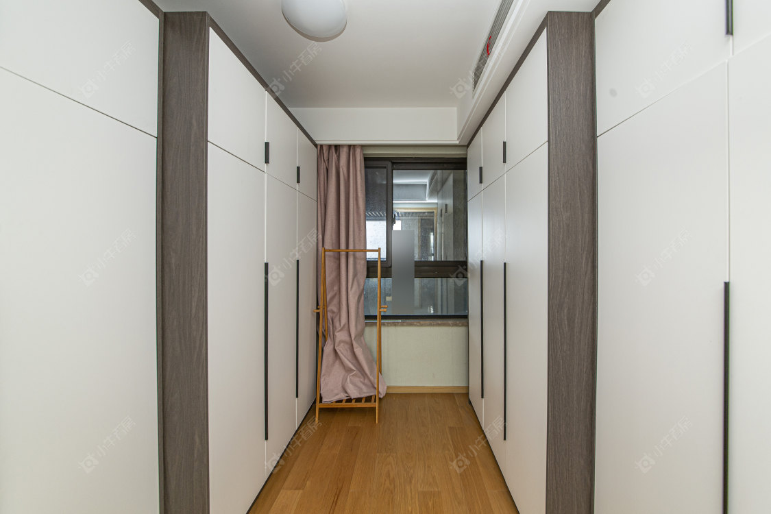 常州绿地香奈在售二手房源室内图_小牛看房