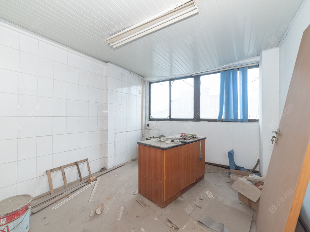 常州天安工业村5室2厅2卫在售二手房房源图片