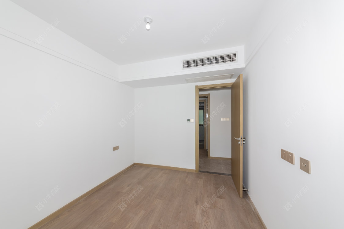 常州绿地香港名墩道在售二手房房源室内图_小牛看房