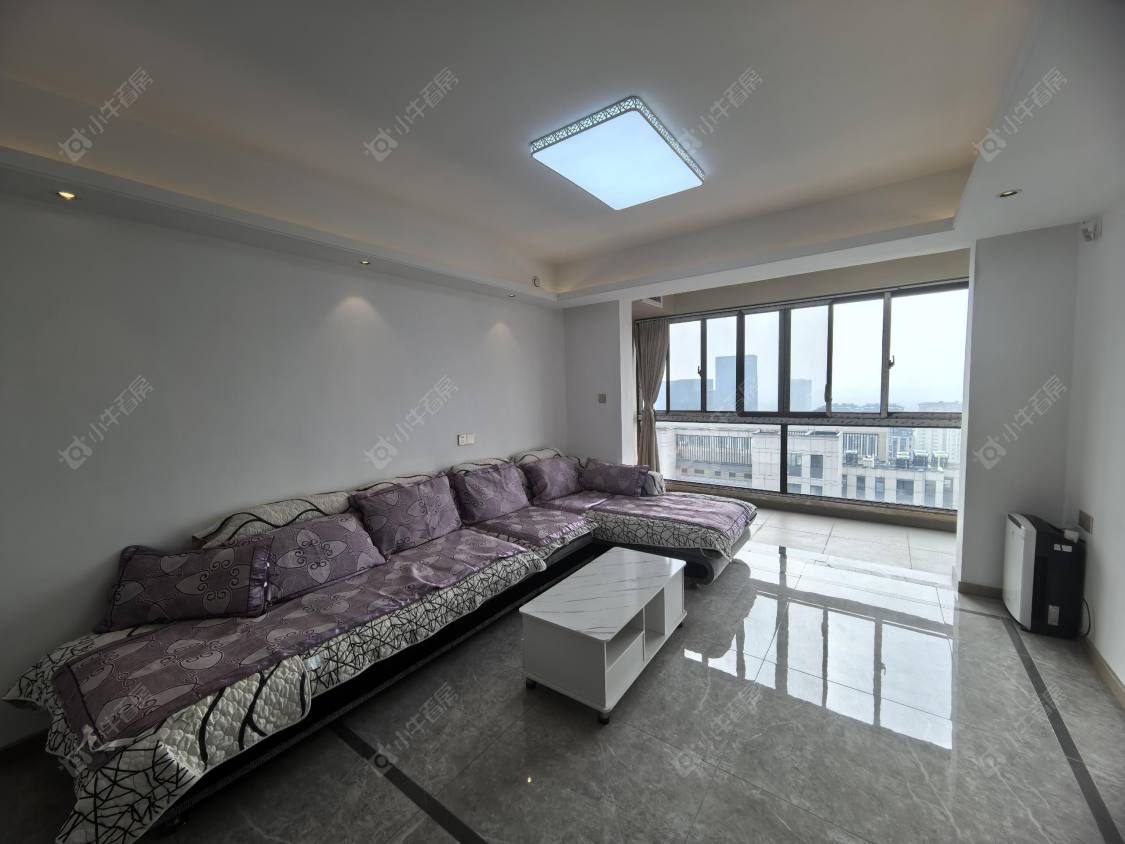 常州绿地香港名墩道4室2厅2卫出租_小牛看房