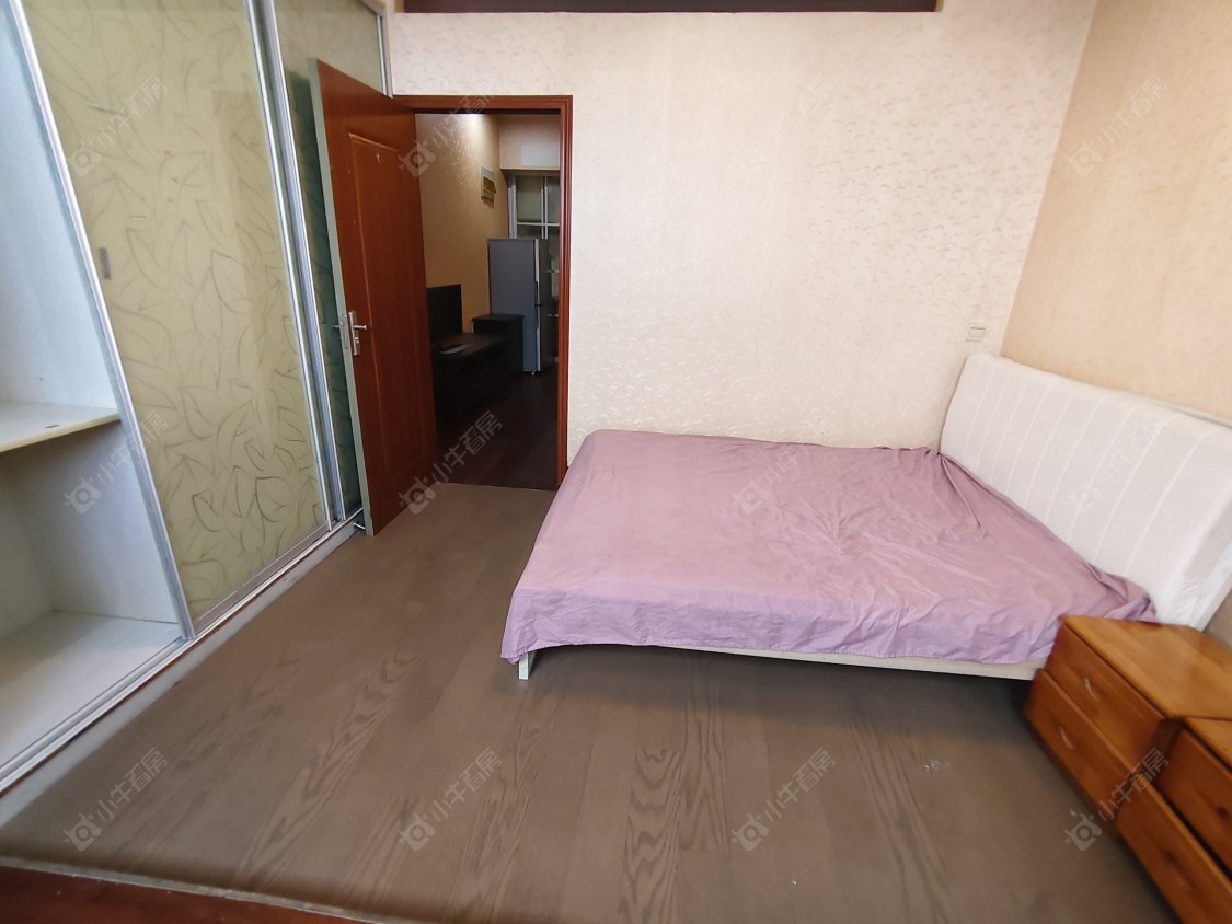 常州亚泰财富中心在租房源室内图_小牛看房