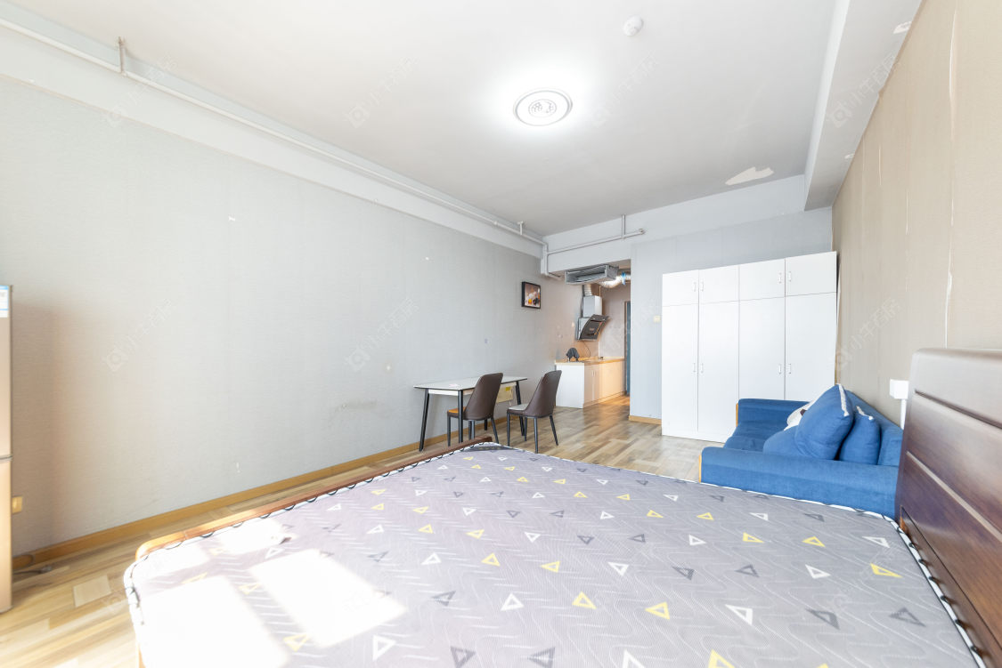 常州亚泰财富中心在售二手房源室内图_小牛看房