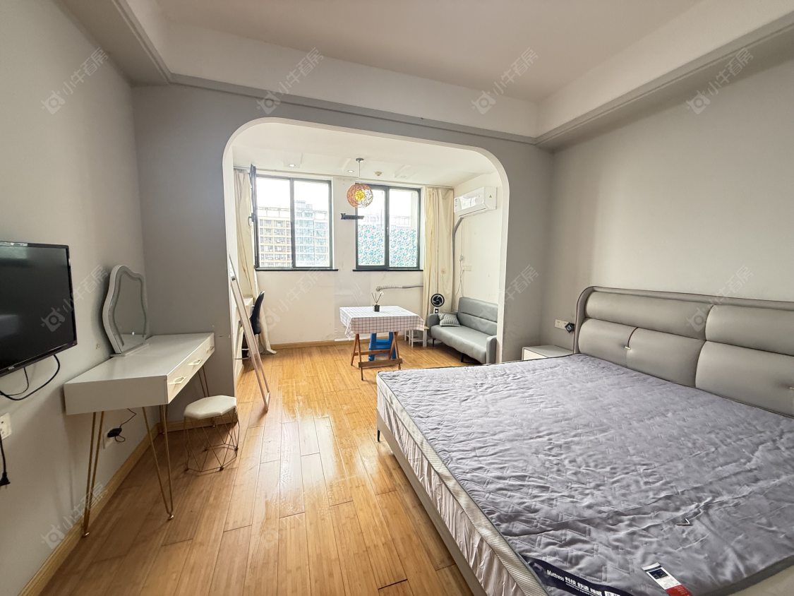 亚泰财富中心房源室内图 常州亚泰财富中心在租房源室内图_小牛看房