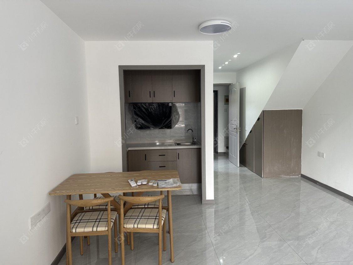 常州新龙江城市广场在租房源室内图_小牛看房