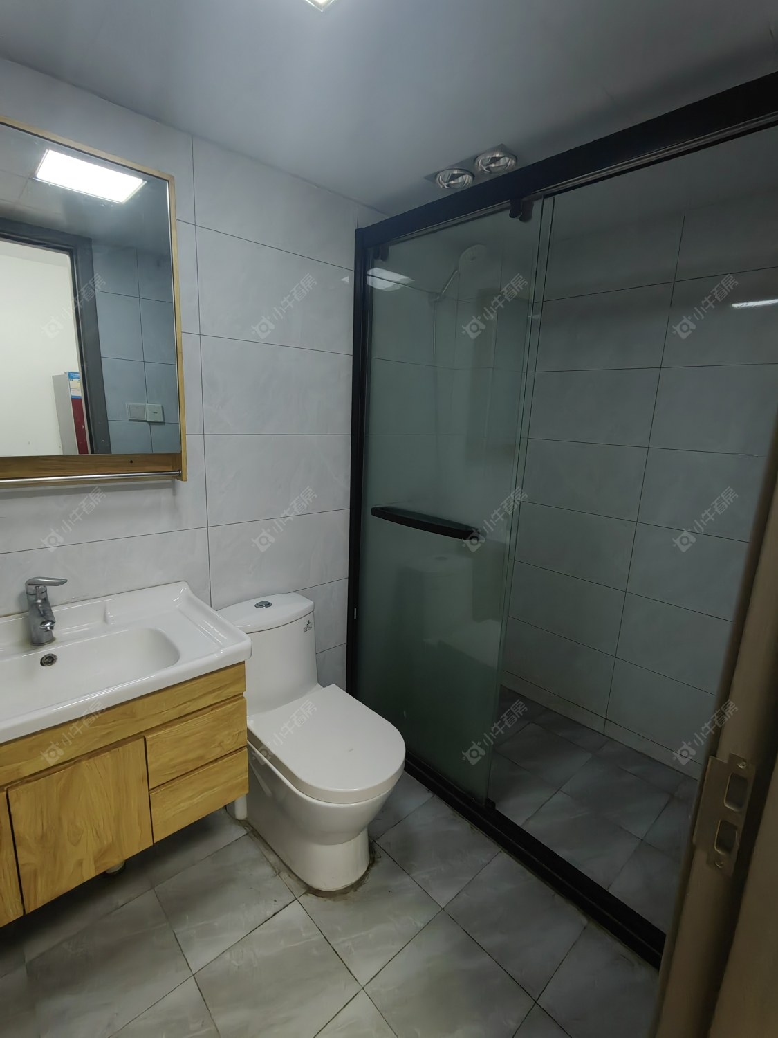 亚泰财富中心房源室内图 常州亚泰财富中心在租房源室内图_小牛看房