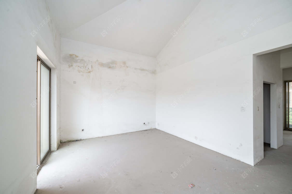 常州银河湾明苑别墅区在售二手房源室内图_小牛看房