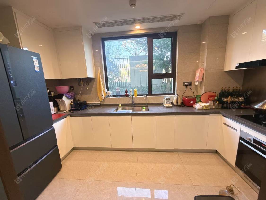 常州春秋金茂府在租房源室内图_小牛看房