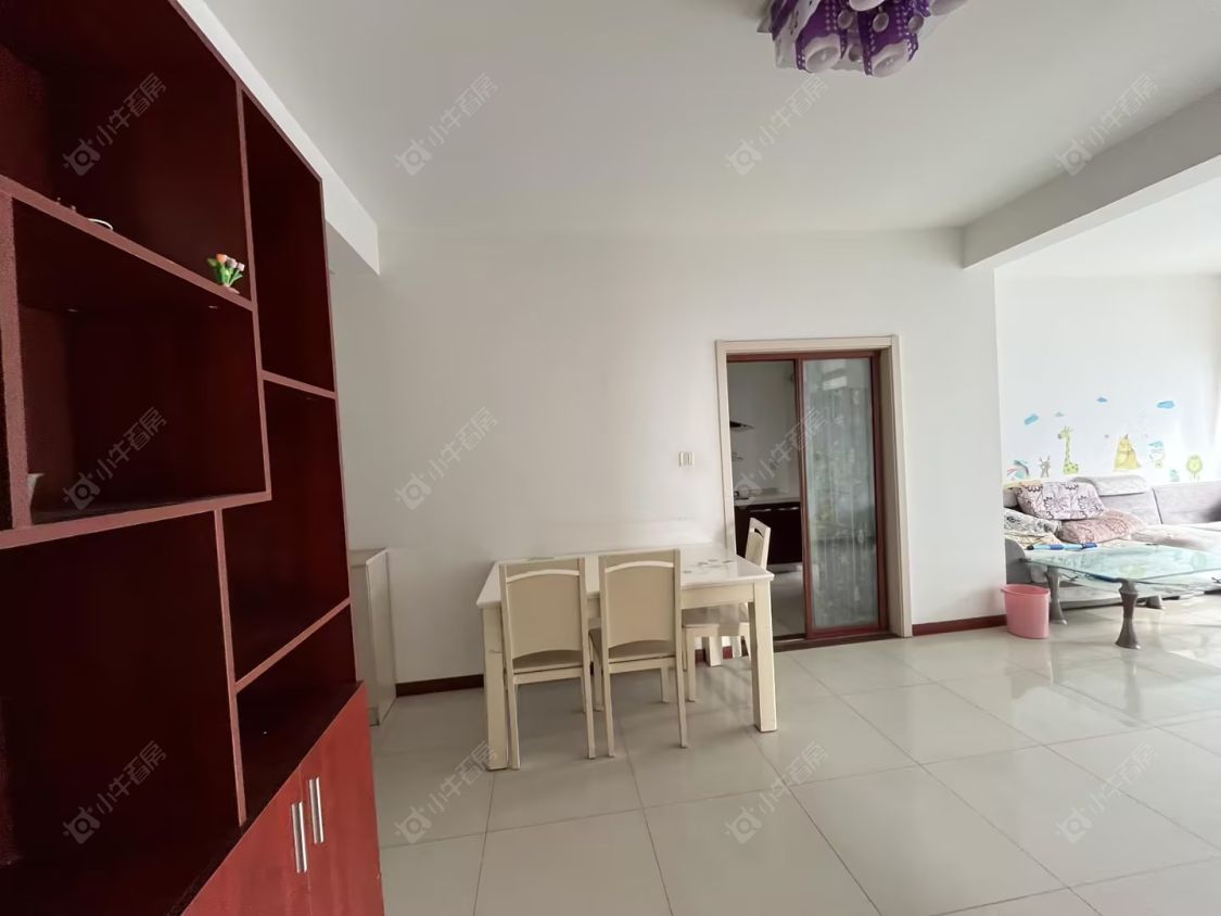 常州世茂香槟湖一期在租房源室内图_小牛看房