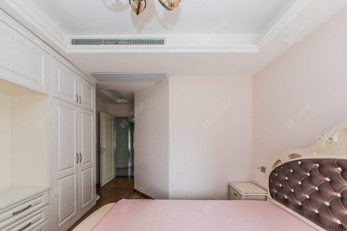 常州世茂香槟湖二期在售二手房源室内图_小牛看房