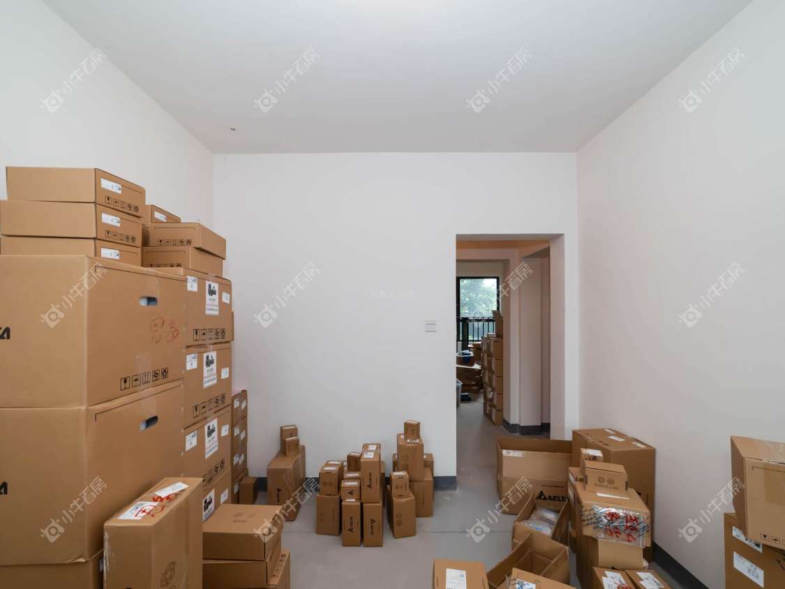 常州世茂香槟湖四期在租房源室内图_小牛看房