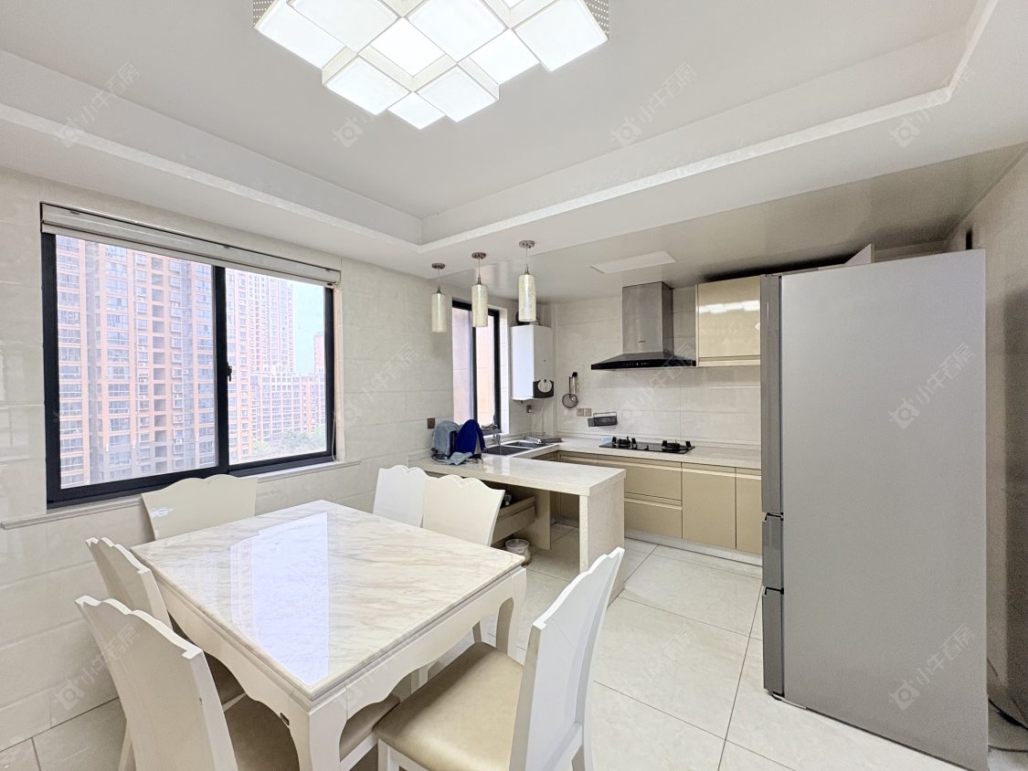 丹阳华都锦城在售二手房源室内图_小牛看房