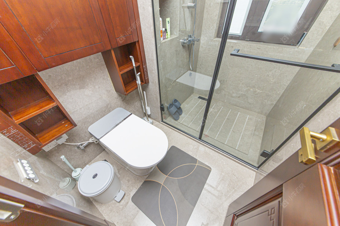 常州绿地香奈别墅区在售二手房源室内图_小牛看房