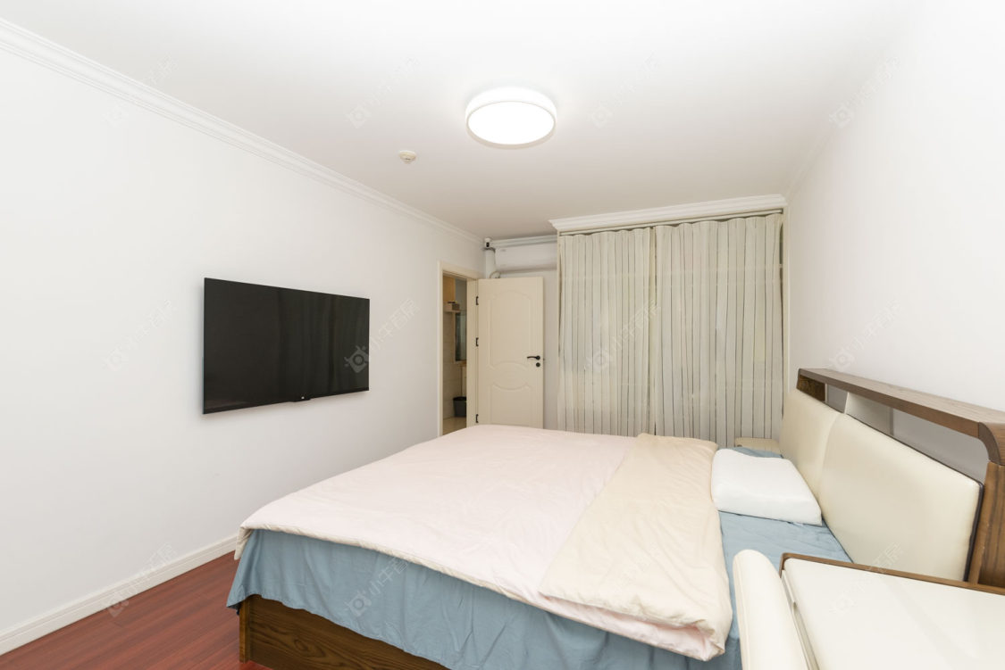 常州亚泰财富中心在售二手房源室内图_小牛看房