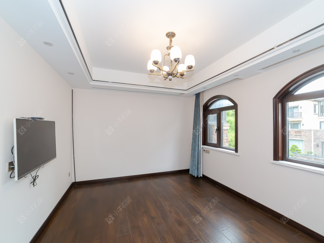 常州龙湖原山别墅区在售二手房源室内图_小牛看房