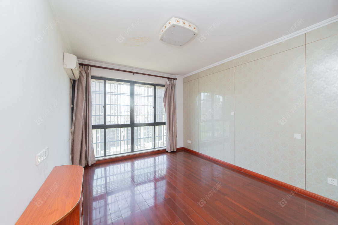 常州华山苑3室2厅2卫在售二手房房源图片