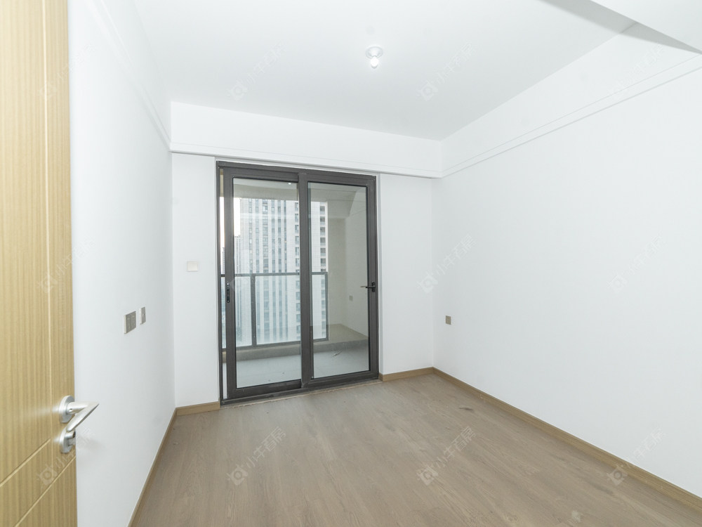 常州绿地香港名墩道在售二手房源室内图_小牛看房