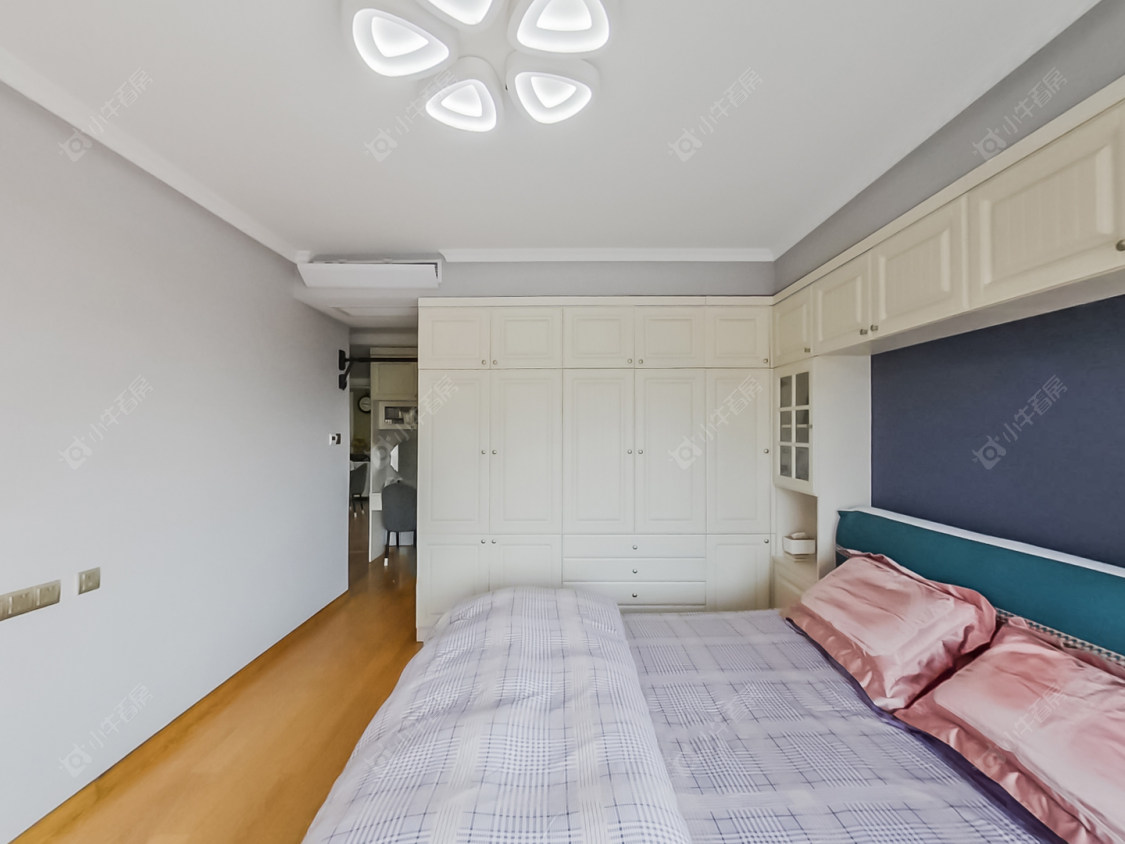 常州世茂香槟湖三期在售二手房源室内图_小牛看房