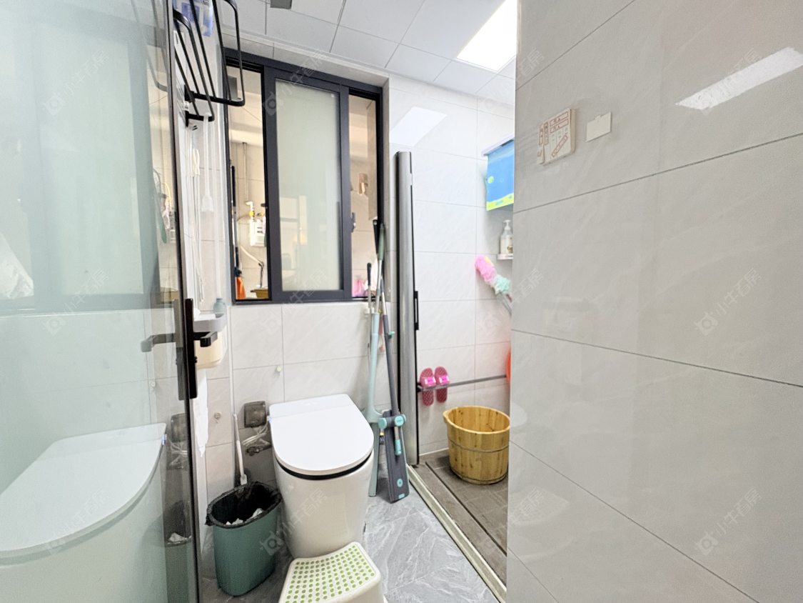 丹阳粤港臻园在售二手房源室内图_小牛看房