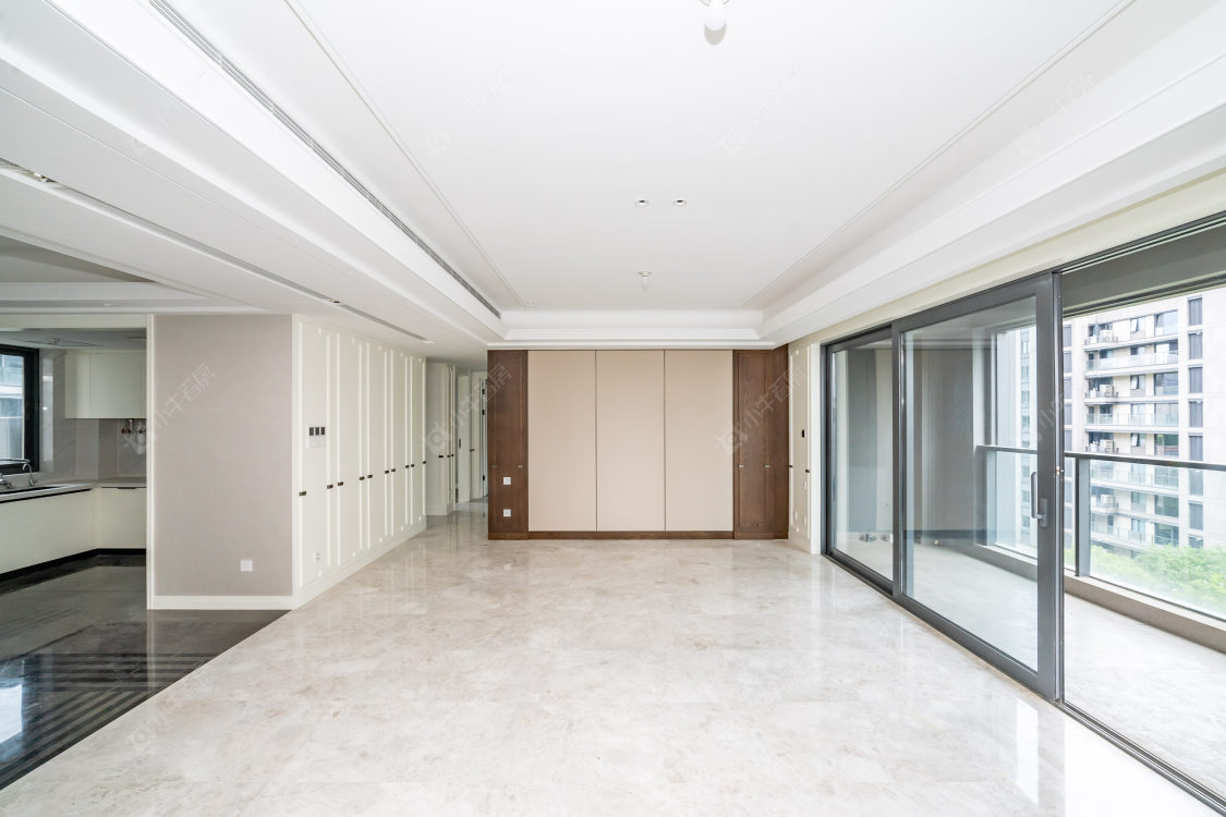 常州荣盛天翌4室2厅3卫在售二手房房源图片