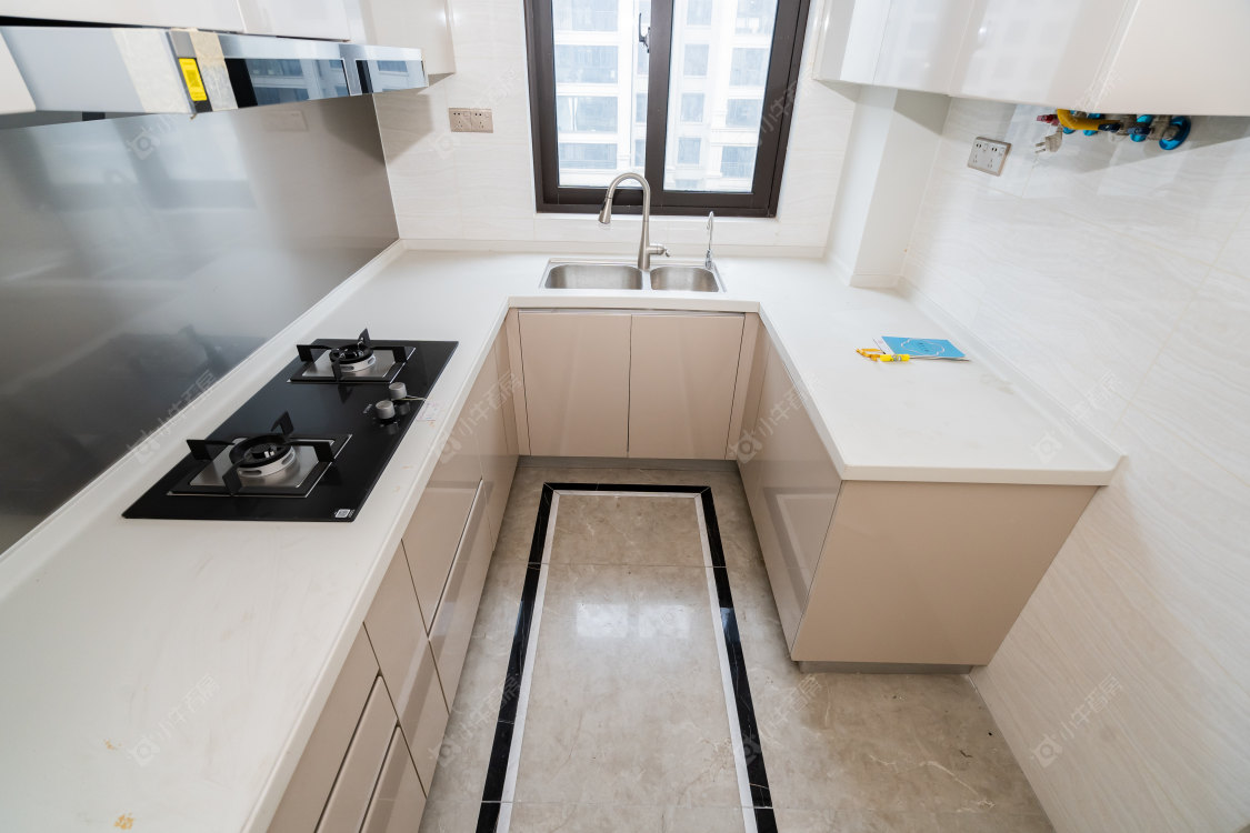 常州中海铂悦公馆在售二手房源室内图_小牛看房