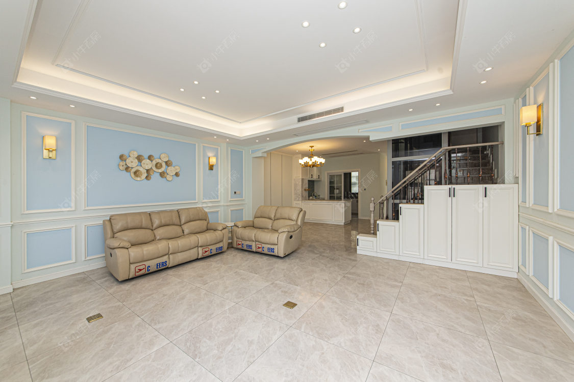 翡丽蓝湾别墅区在售二手房