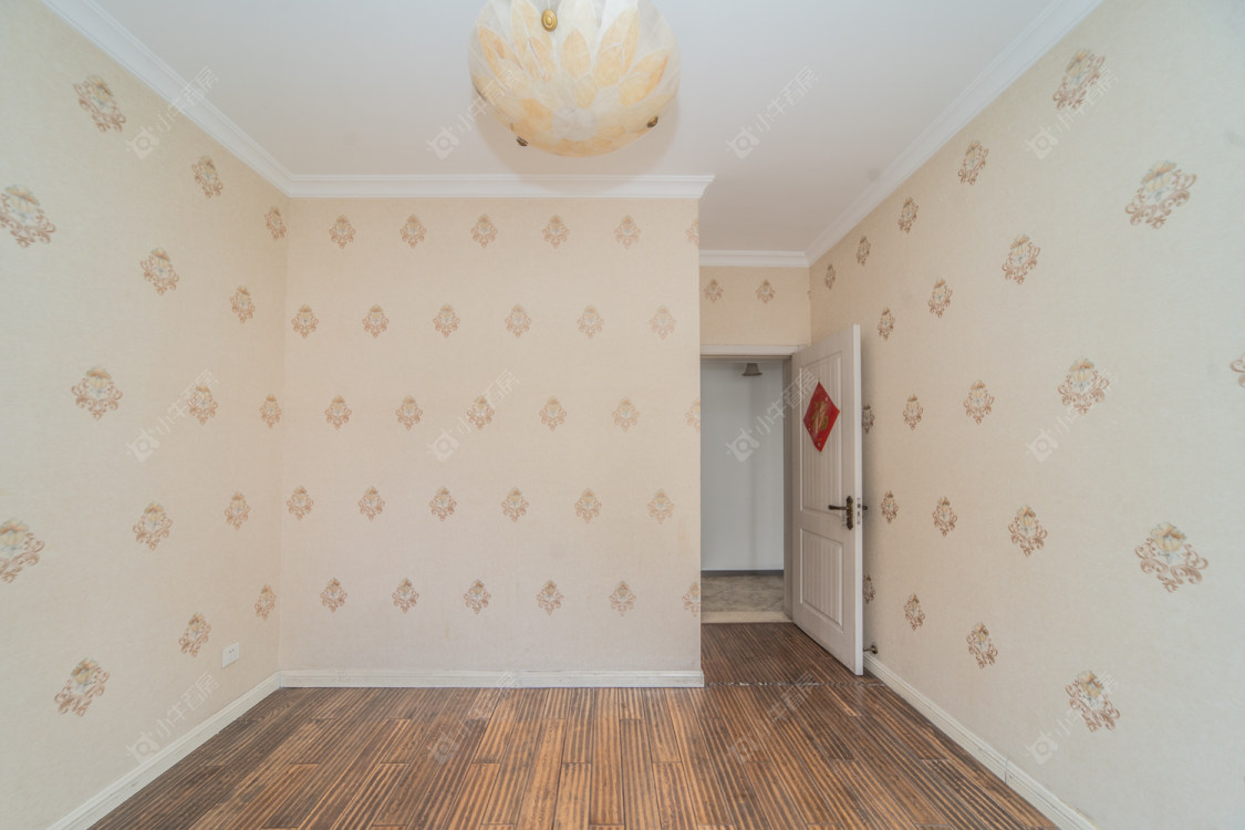 常州世茂香槟湖一期在售二手房源室内图_小牛看房