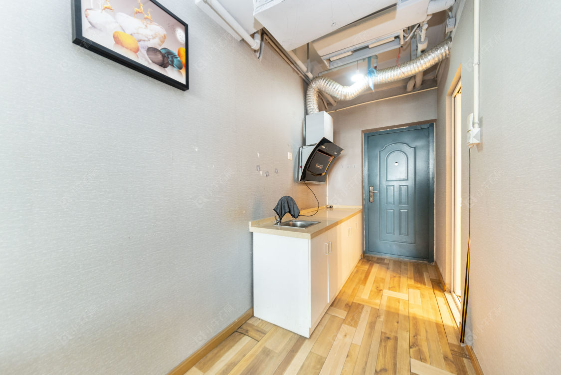 常州亚泰财富中心在售二手房源室内图_小牛看房