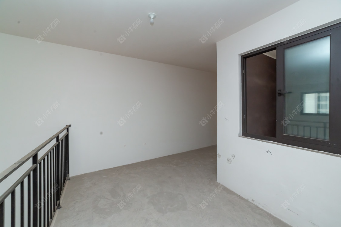 常州龙湖春江天玺在售二手房源室内图_小牛看房