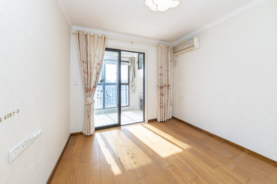 常州吾悦广场南区在售二手房源室内图_小牛看房